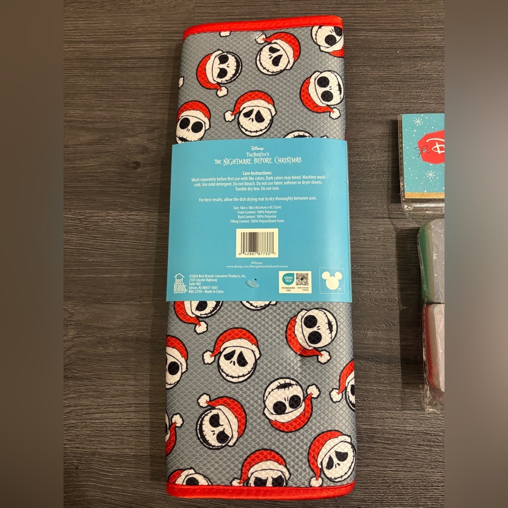 🎄Disney Nightmare Before Christmas Holiday Kitchen Set NEW IN PACKAGING!🎄 - Picture 2 of 4